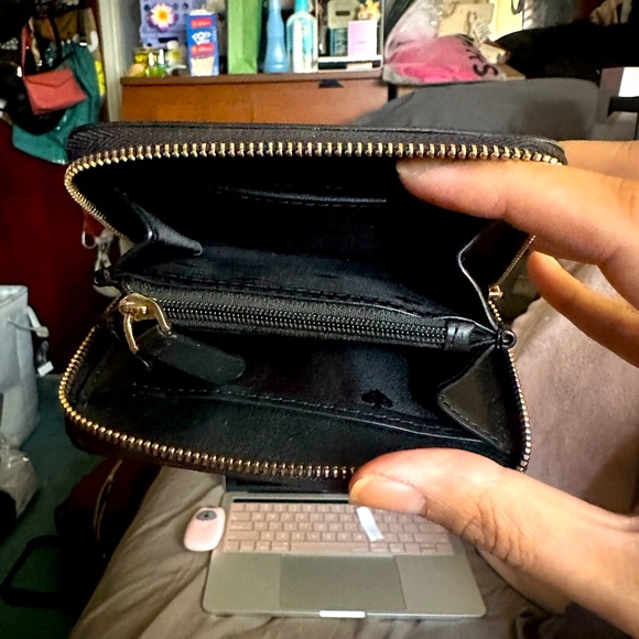 Kate spade Wallet - Picture 1 of 5